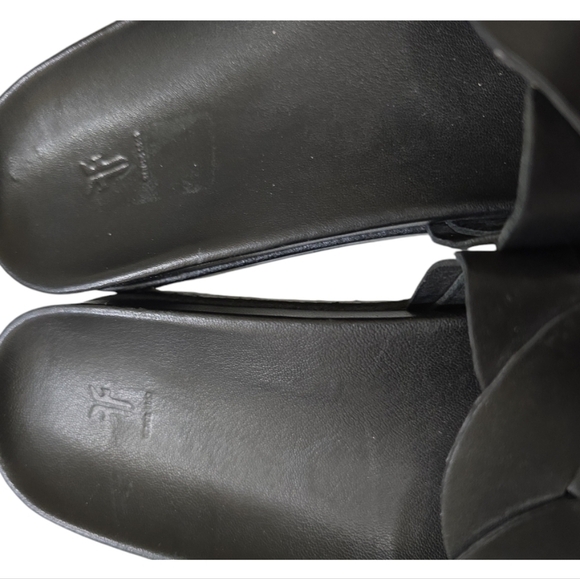 Frye Lily Woven Ring Pool Slide Sandals in Black 9 - Picture 4 of 6